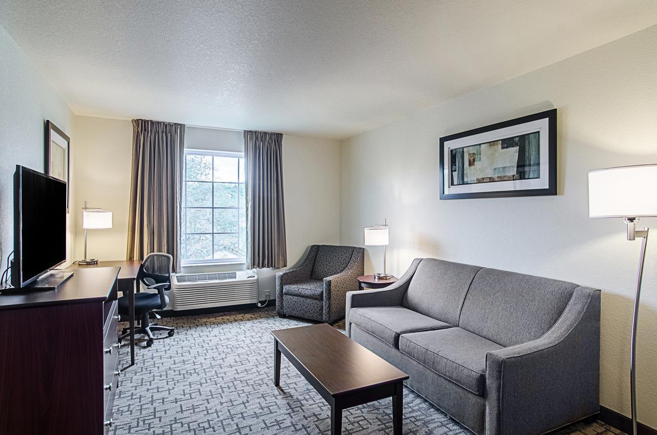 Cobblestone Inn & Suites - Guernsey Exterior photo
